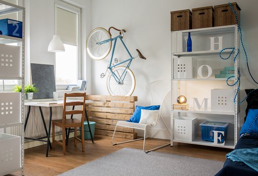 Comfortable-small-studio